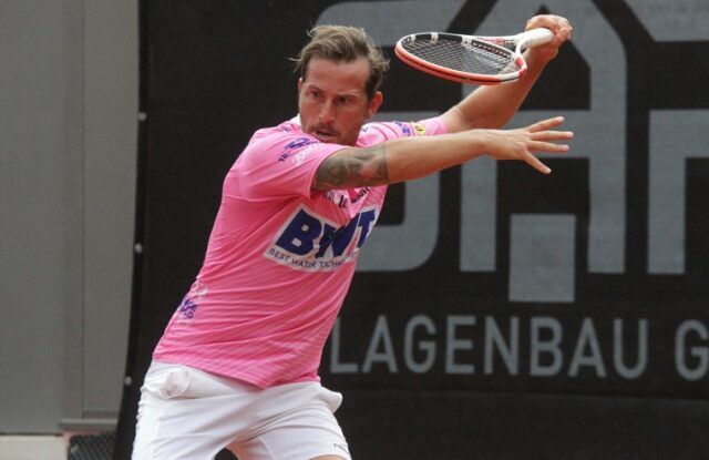 Willkommen in Gmunden, Max! 🔥

Unser nächster Kracher für die kommende Saison ist fix: mit MARKUS EGGER begrüßen wir unseren 4. hochkarätigen Neuzugang beim TCG! 💣

Der 42-jährige Tennislehrer kommt vom amtierenden OÖ-Liga-Meister @unionmauthausen und bringt mit einer ITN von 1,6 und seiner jahrelangen Erfahrung im Spitzentennis genau die Qualität, die wir benötigen!🔥

Ein kurzer Blick auf seine Karriere spricht für sich:🎾

– ITF U18: Top 40 der Welt
– Junioren Grand Slam Teilnehmer
– Sieger eines 15.000 $ Future-Turniers
– Ehemalige ATP-Nummer 690
– 6-facher Bundesliga-Meister
– 6x Meister Herren 35

Wir freuen uns riesig, Max ab sofort in unseren Reihen zu haben – auf eine starke Saison und viele Erfolge im Dress des TC Gmunden!🏆

LET‘S GO TCG!💪🏼

#forzatcg #tcg1903 #neuzugang #servusmax